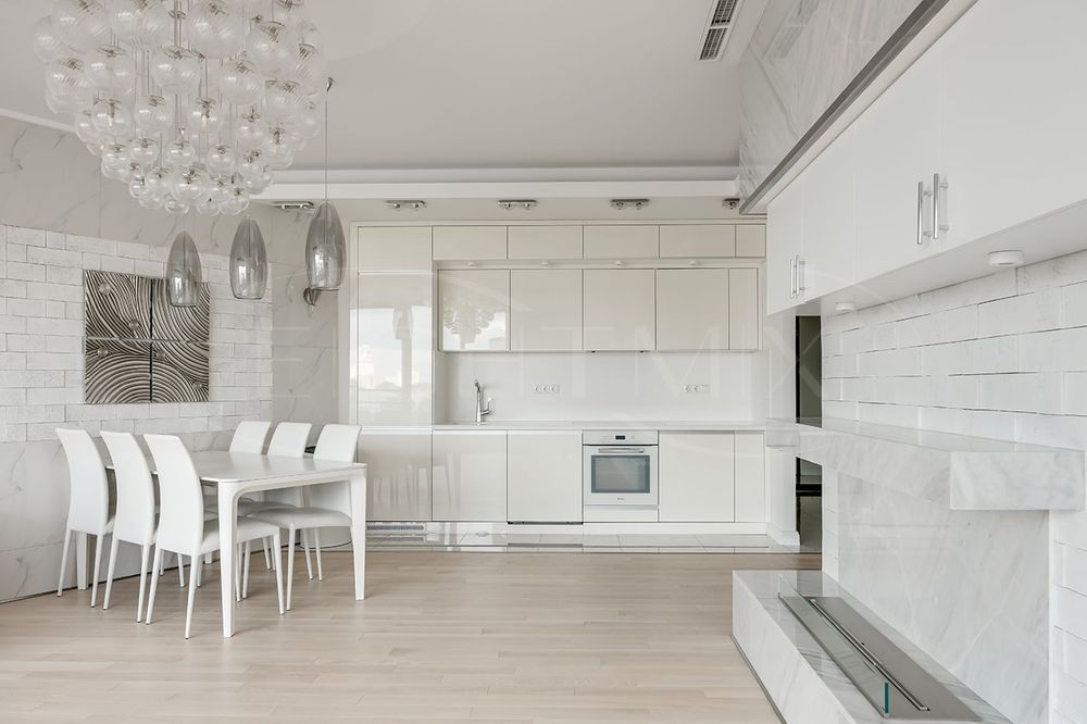 Продаются 3-комн. апартаменты, 128 м², ЖК «Мосфильмовская»