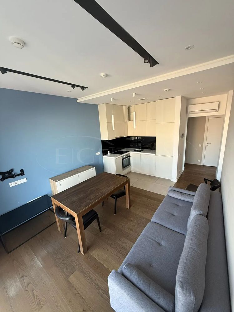 Tatlin Apartments