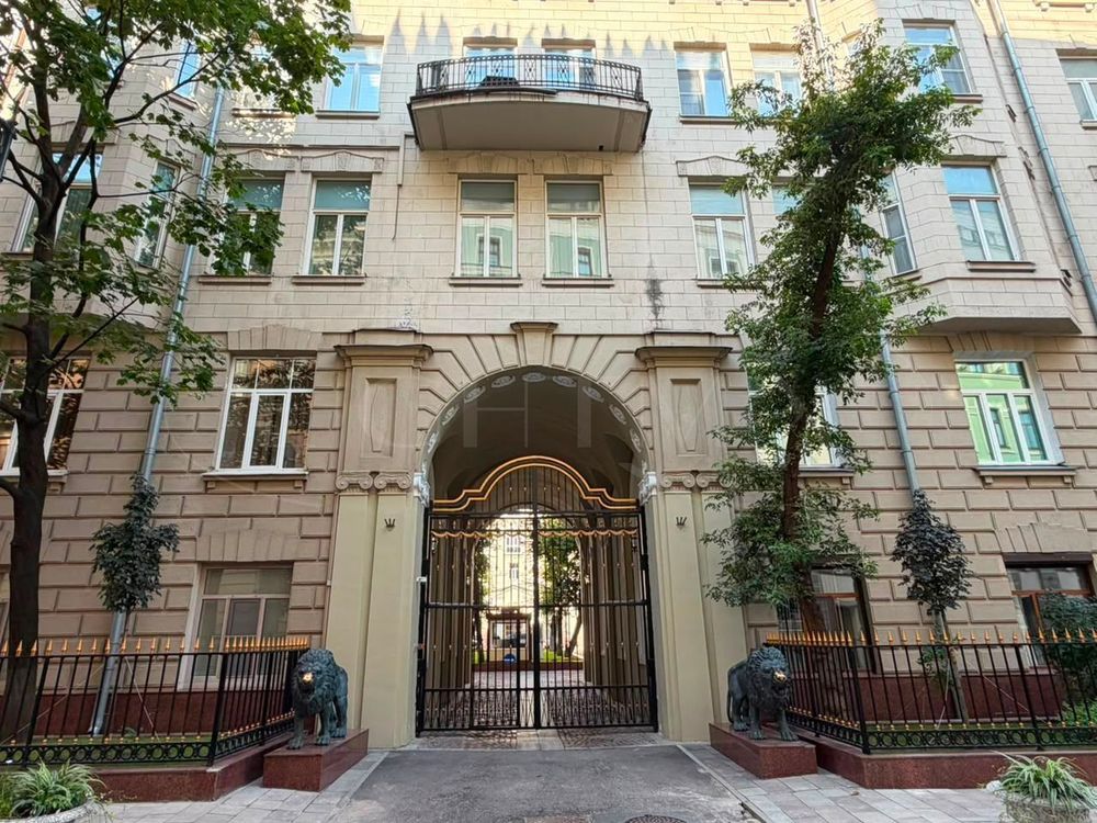 Продажа офис 390 м² ЖК "Романов 5"